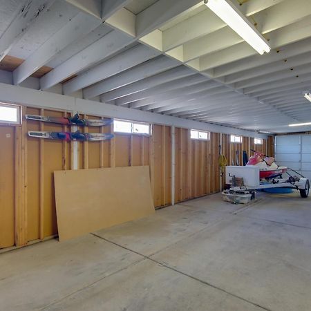 Bullhead City Home With Fire Pit - Walk To Co River! Exterior photo