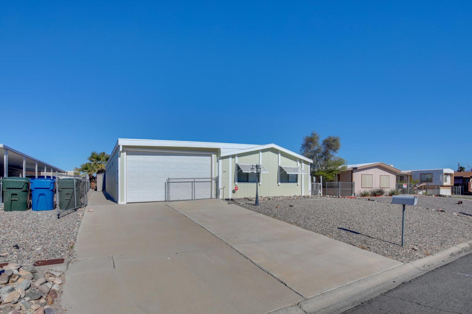 Bullhead City Home With Fire Pit - Walk To Co River! Exterior photo