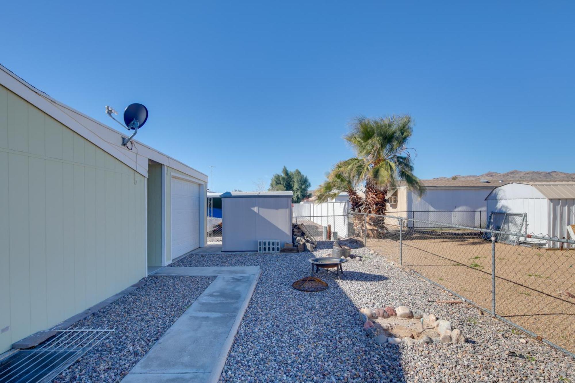 Bullhead City Home With Fire Pit - Walk To Co River! Exterior photo