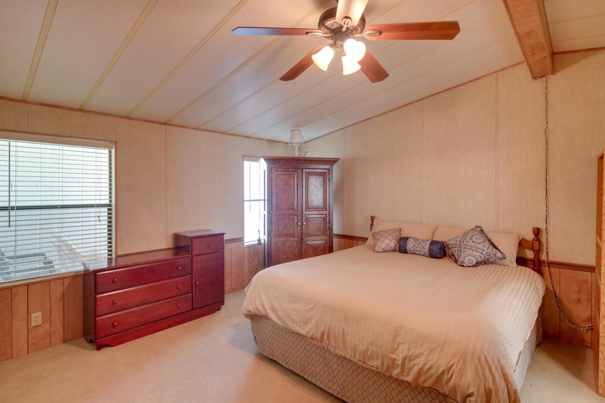 Bullhead City Home With Fire Pit - Walk To Co River! Exterior photo