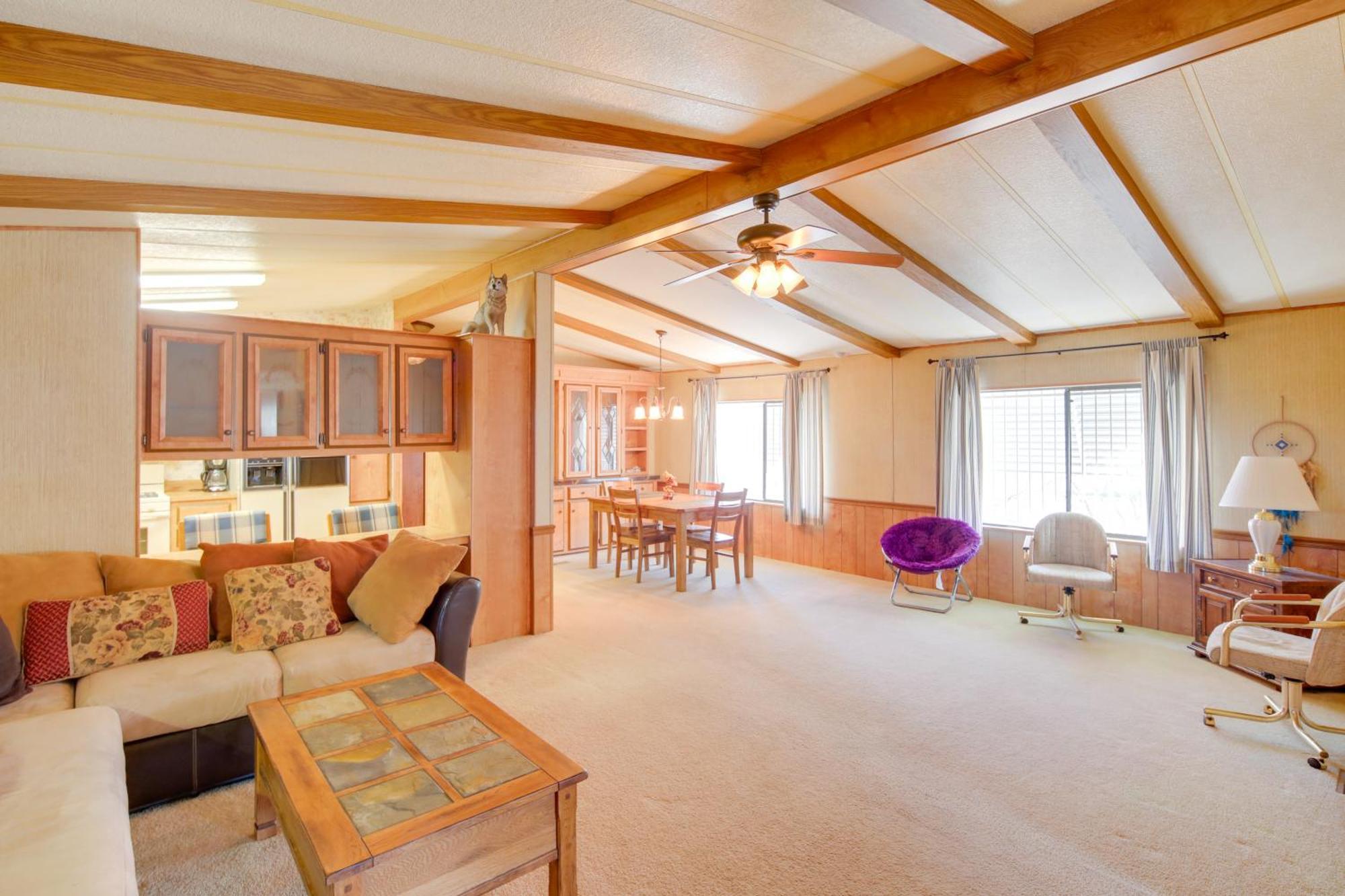 Bullhead City Home With Fire Pit - Walk To Co River! Exterior photo