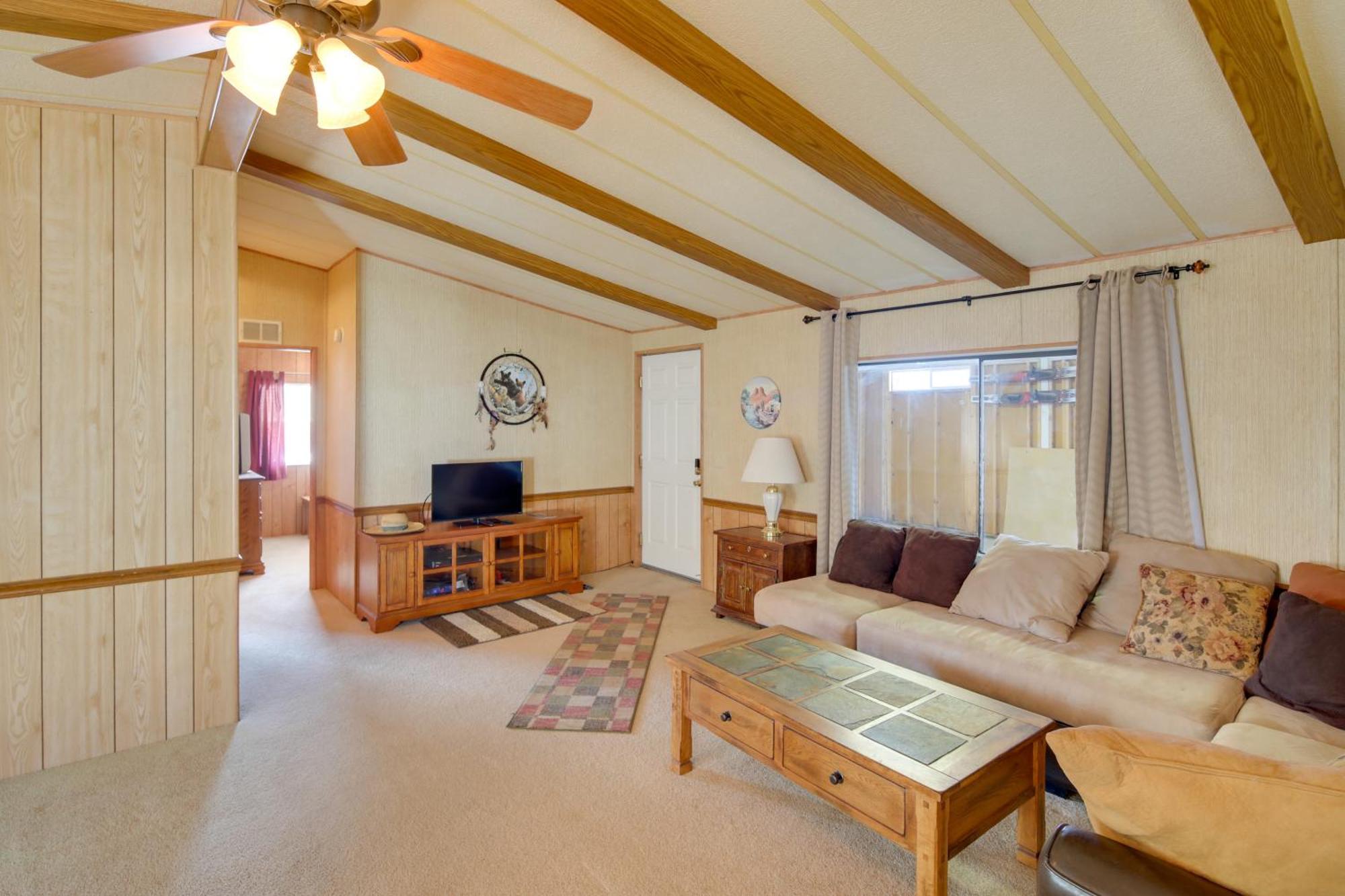 Bullhead City Home With Fire Pit - Walk To Co River! Exterior photo
